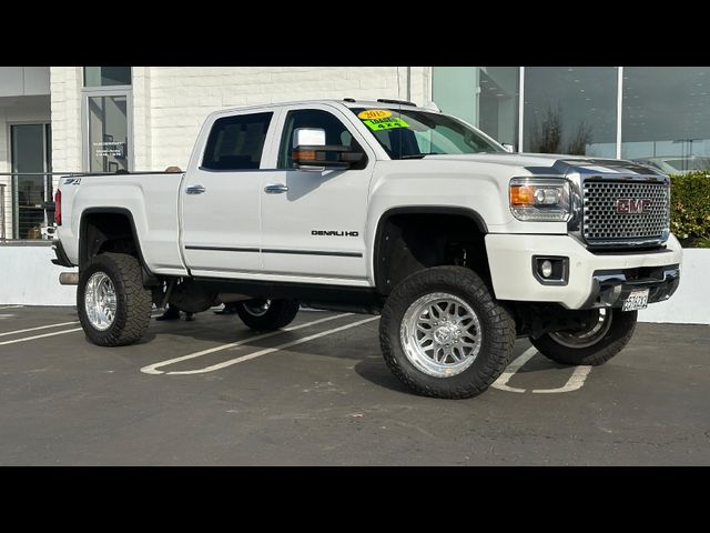 2015 GMC Sierra 2500HD Denali