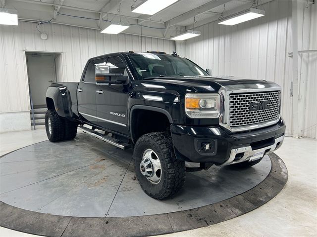 2015 GMC Sierra 3500HD Denali