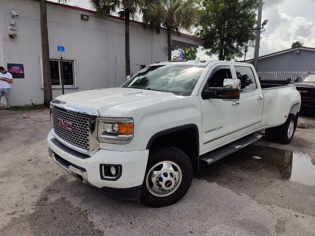 2015 GMC Sierra 3500HD Denali