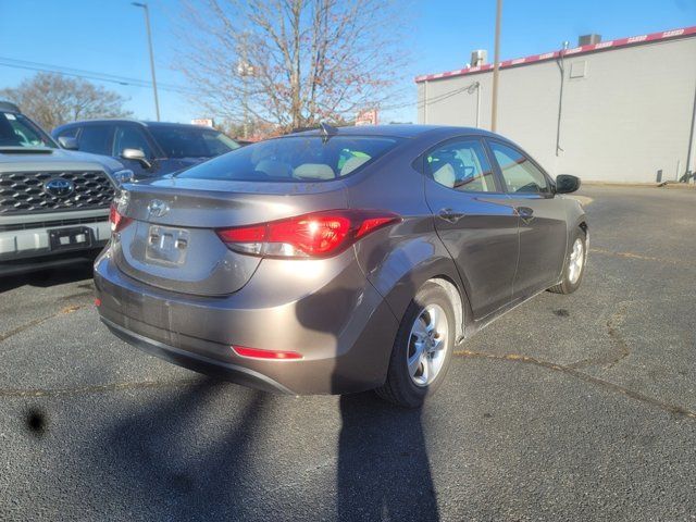 2015 Hyundai Elantra SE