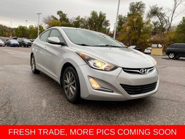 2015 Hyundai Elantra SE