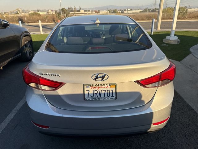 2015 Hyundai Elantra SE