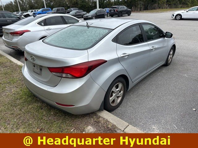 2015 Hyundai Elantra SE