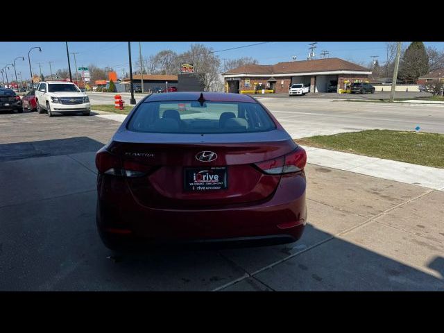 2015 Hyundai Elantra SE