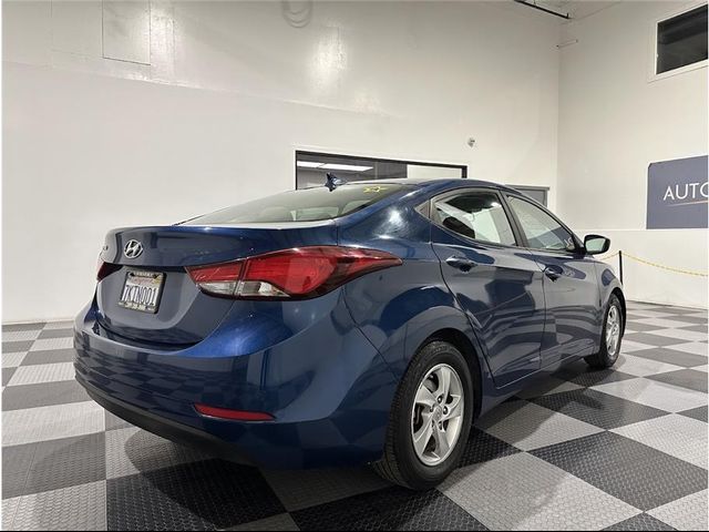 2015 Hyundai Elantra SE