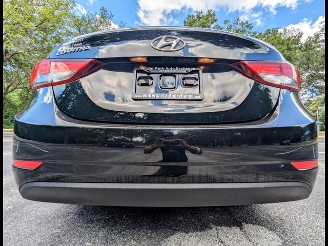 2015 Hyundai Elantra SE