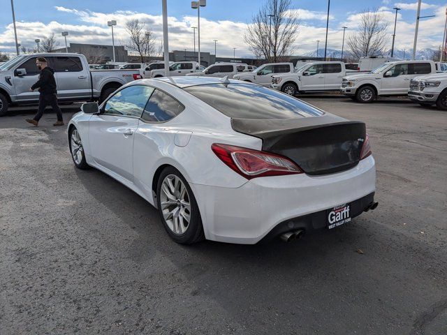 2015 Hyundai Genesis 3.8 Base