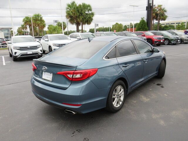 2015 Hyundai Sonata 2.4L SE