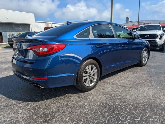 2015 Hyundai Sonata 2.4L SE