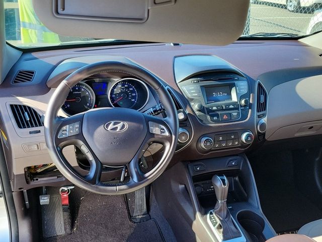 2015 Hyundai Tucson SE