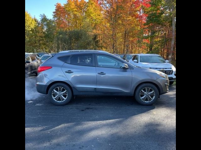 2015 Hyundai Tucson SE