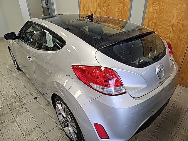 2015 Hyundai Veloster Base