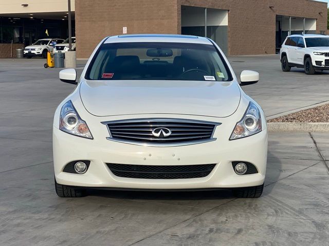 2015 INFINITI Q40 Base