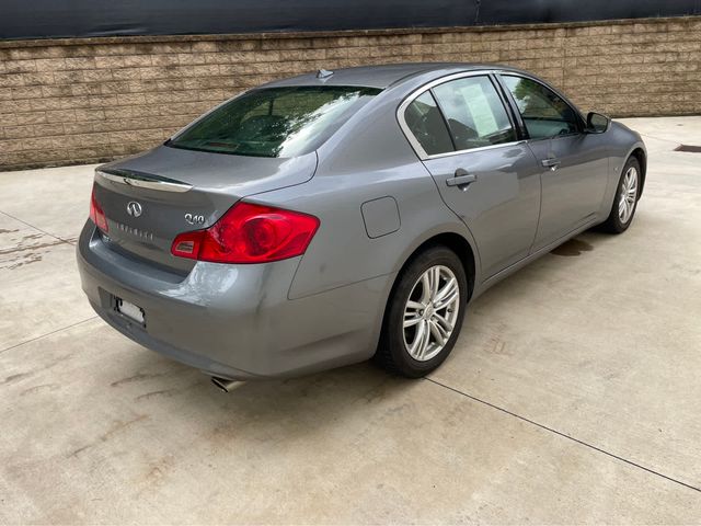 2015 INFINITI Q40 Base