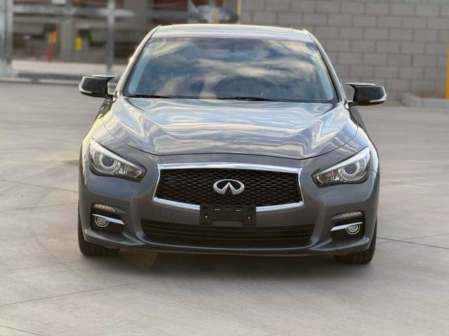 2015 INFINITI Q50 Premium