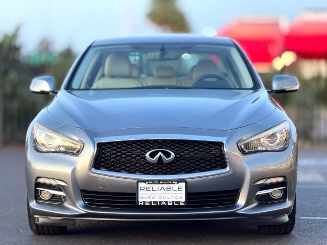 2015 INFINITI Q50 Premium