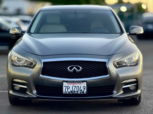 2015 INFINITI Q50 Premium