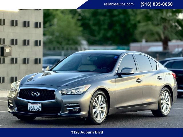 2015 INFINITI Q50 Premium