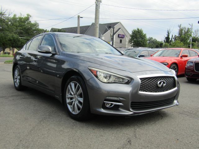 2015 INFINITI Q50 Premium