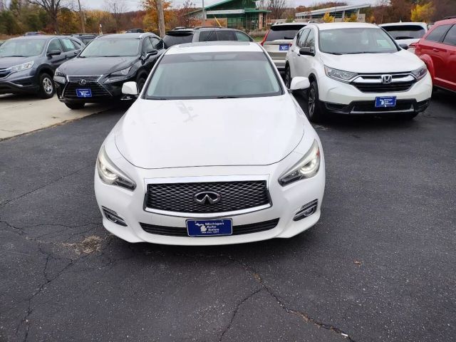 2015 INFINITI Q50 Premium