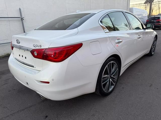 2015 INFINITI Q50 Sport