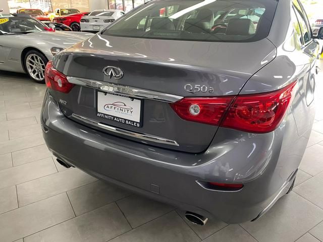 2015 INFINITI Q50 Base