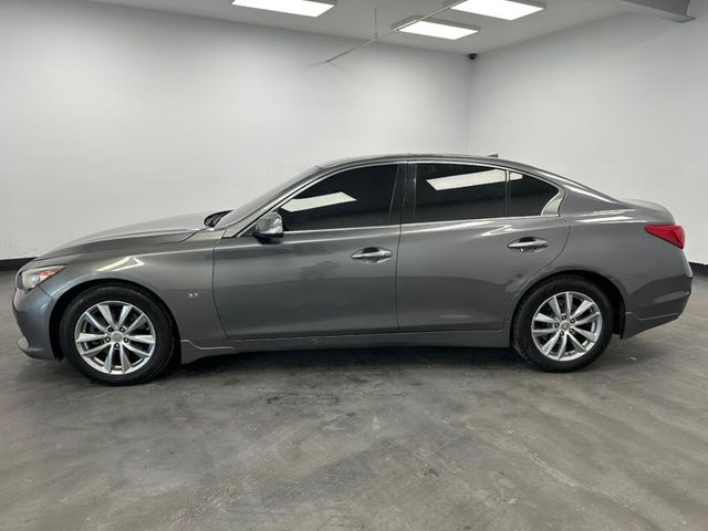 2015 INFINITI Q50 Base