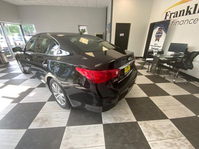 2015 INFINITI Q50 Premium