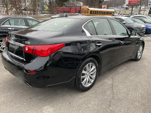 2015 INFINITI Q50 Premium