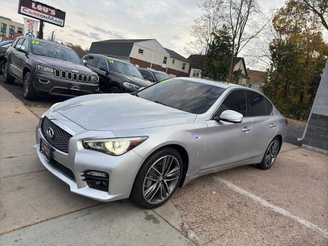 2015 INFINITI Q50 Sport