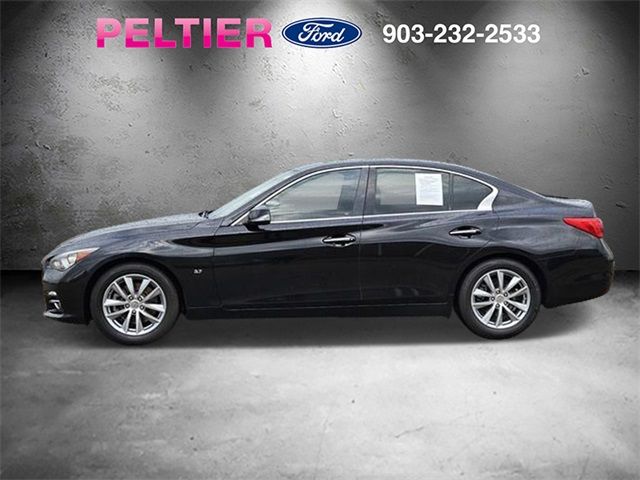 2015 INFINITI Q50 Base