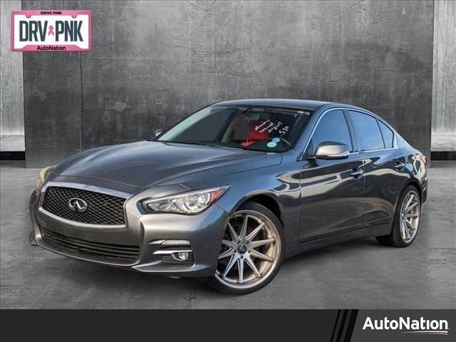 2015 INFINITI Q50 Base