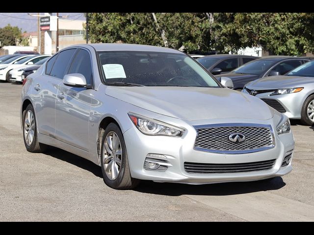 2015 INFINITI Q50 Base