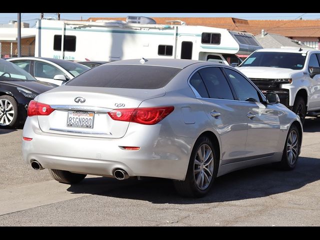 2015 INFINITI Q50 Base