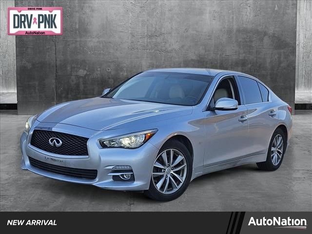 2015 INFINITI Q50 Base