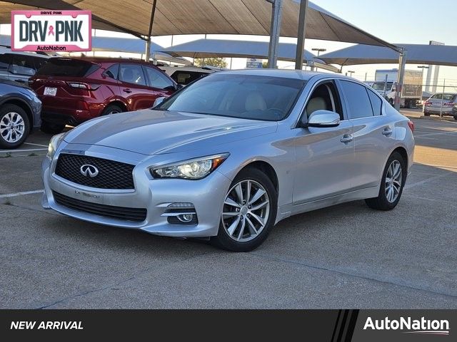 2015 INFINITI Q50 Base