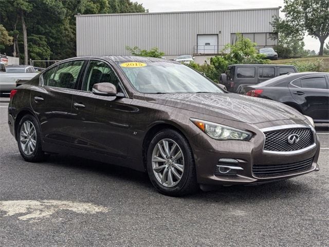 2015 INFINITI Q50 Premium