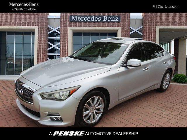 2015 INFINITI Q50 Base