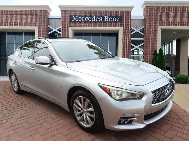 2015 INFINITI Q50 Base