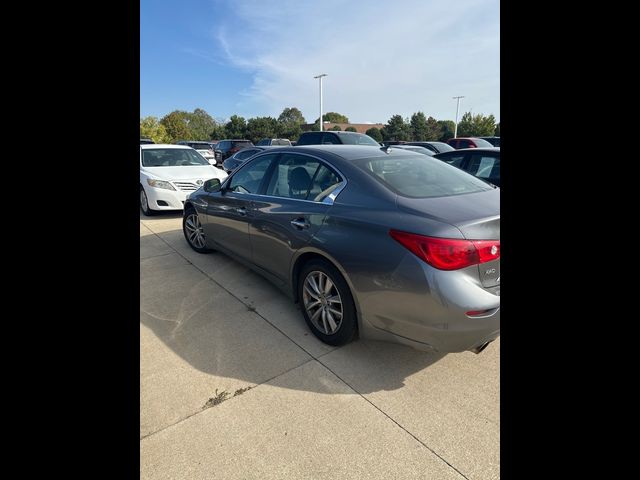 2015 INFINITI Q50 Base