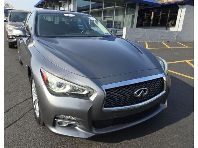 2015 INFINITI Q50 Sport