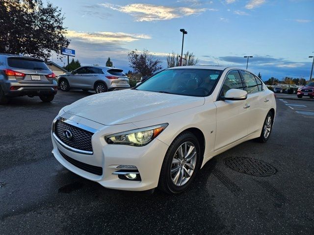 2015 INFINITI Q50 Base