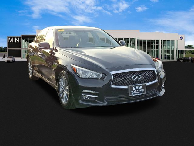 2015 INFINITI Q50 Base