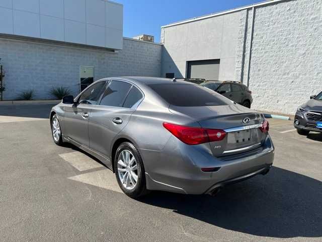 2015 INFINITI Q50 Base