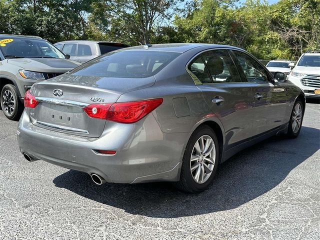 2015 INFINITI Q50 Base