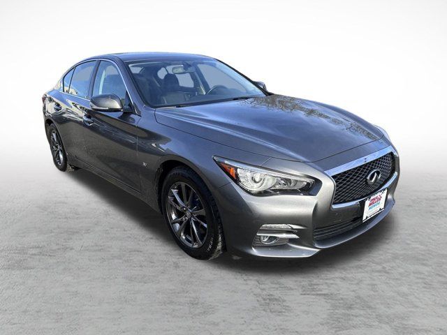 2015 INFINITI Q50 Base