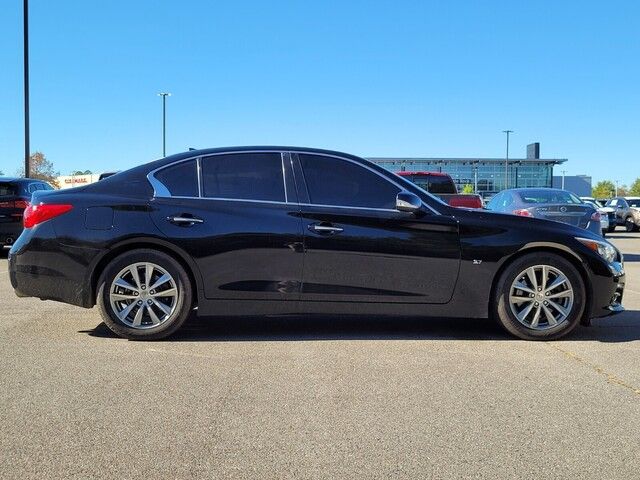 2015 INFINITI Q50 Premium