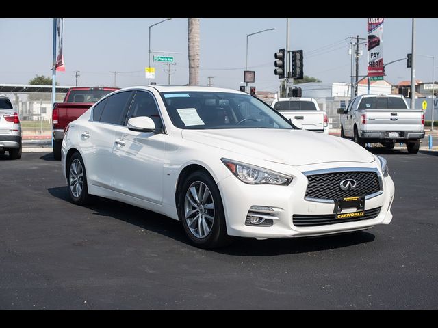 2015 INFINITI Q50 Premium