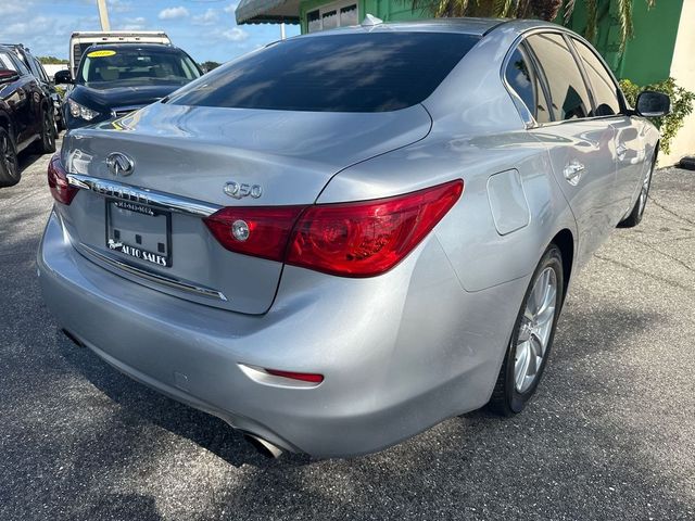 2015 INFINITI Q50 Premium