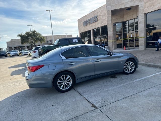 2015 INFINITI Q50 Premium